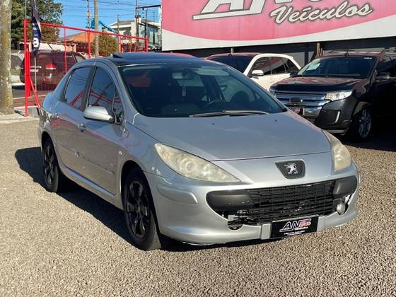 PEUGEOT 307 1.6 PRESENCE SEDAN 16V FLEX 4P MANUAL PEUGEOT 307 1.6 PRESENCE SEDAN 16V FLEX 4P MANUAL
